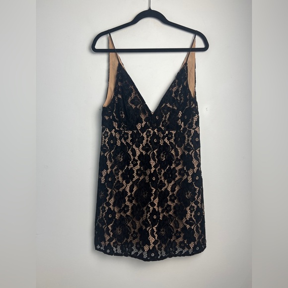 Free People Dangerous Love Mini Dress Black Floral Lace Bohemian Dark Glam Sz 12 - Picture 3 of 16